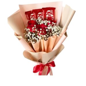 Buquê com 3 rosas e Chocolates kit kat